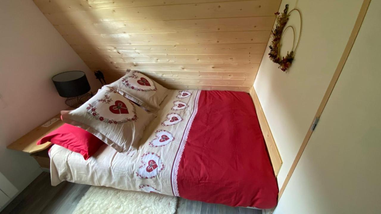 Au-Doux-Altic Chalet Romantique Avec Jacuzzi Et Sauna เมตาบิเย ภายนอก รูปภาพ